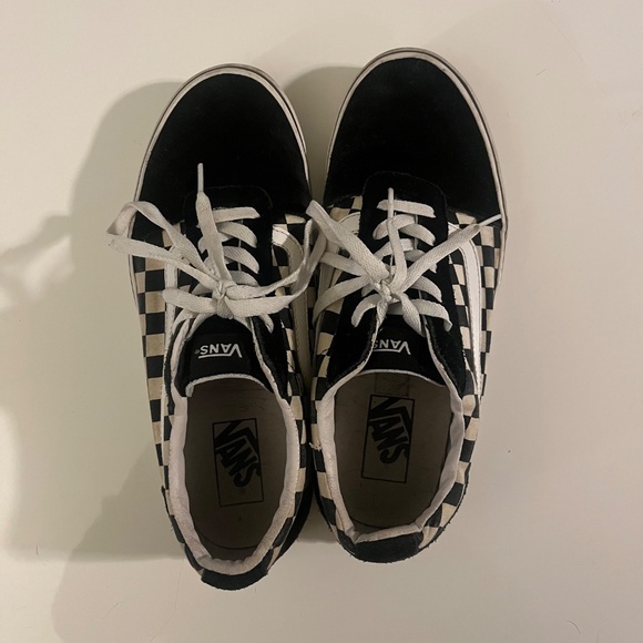 Vans Classic Checkered Sneakers - Picture 5 of 7